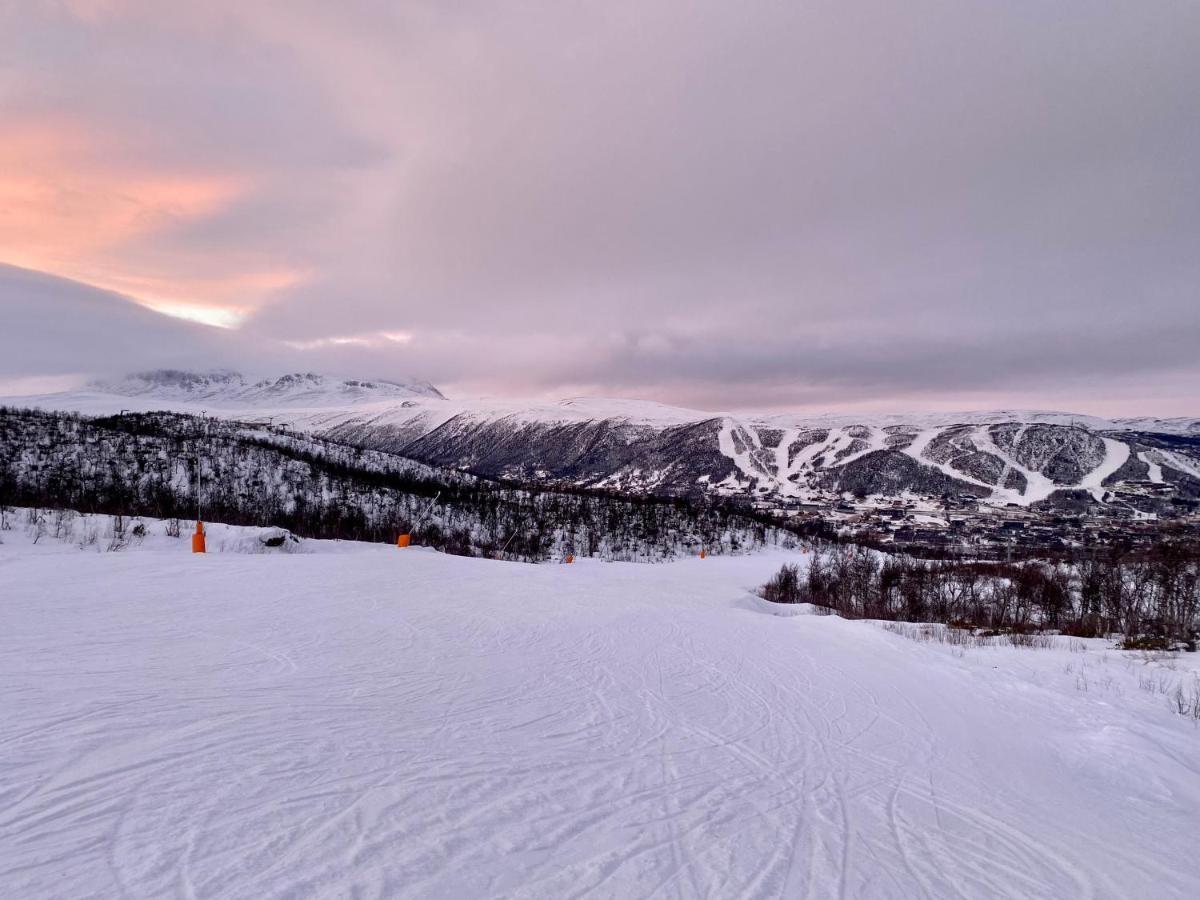 Hakkesetstolen Fjellstugu